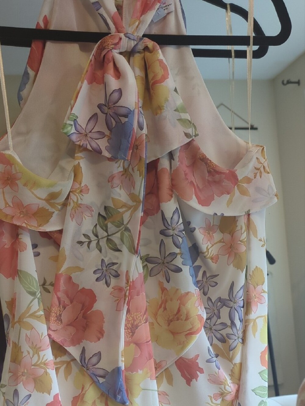 Floral Halter Neck Chiffon Top - White/Pastel - Picture 5 of 5